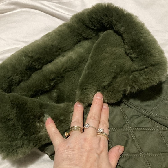 NWOT Puffer Dog Coat Olive Green w Fun Fur Collar - Picture 7 of 10